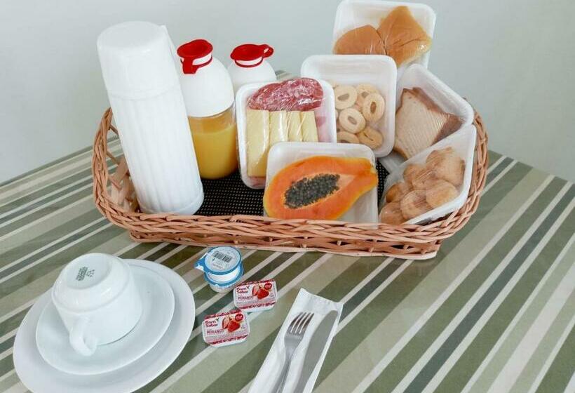 سوئیت با بالکن, Pousada Pingo D água