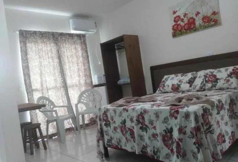 سوییت خانوادگی, Pousada Pingo D  água