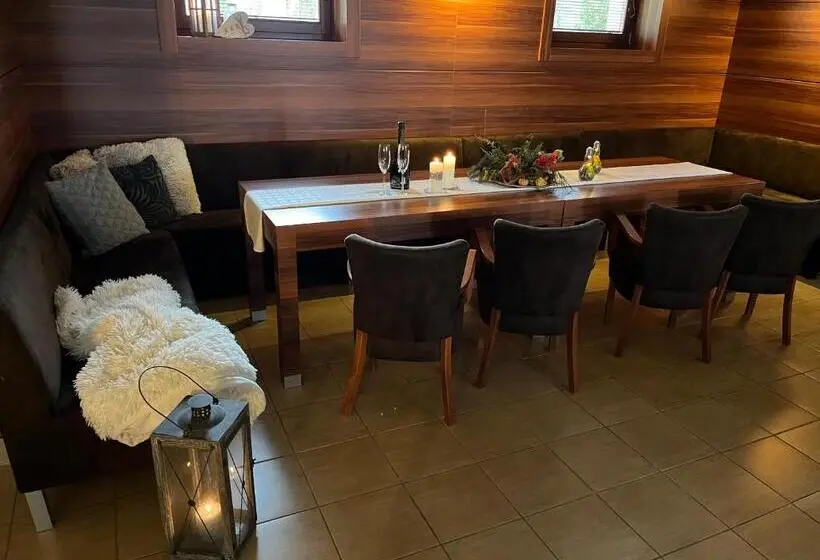 バルコニー付きスタンダードルーム, Wellness Villa Liptov