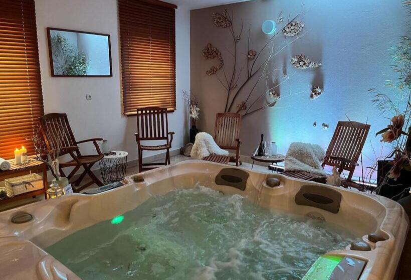 فيلا غرفة نوم واحدة, Wellness Villa Liptov
