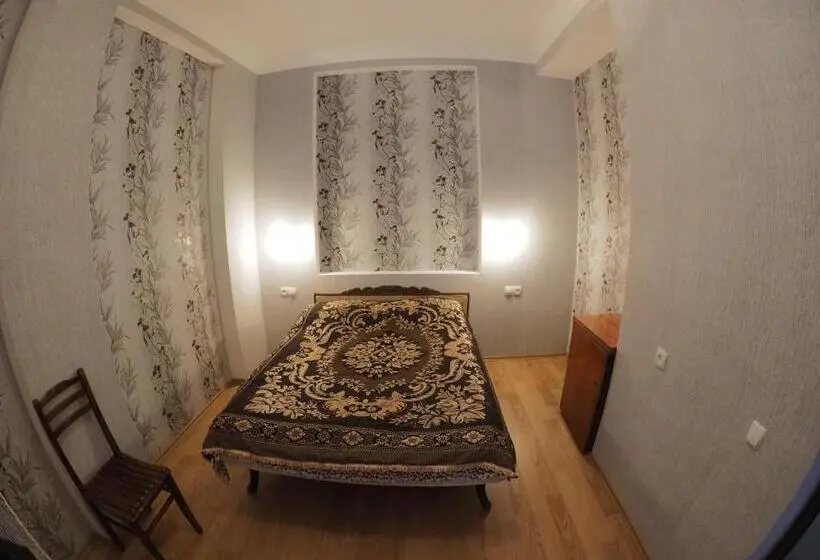 اتاق استاندارد, Zandarashvili Guest House