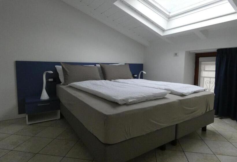 １ベッドルームペントハウスアパート, Residence Villa Degli Aranci