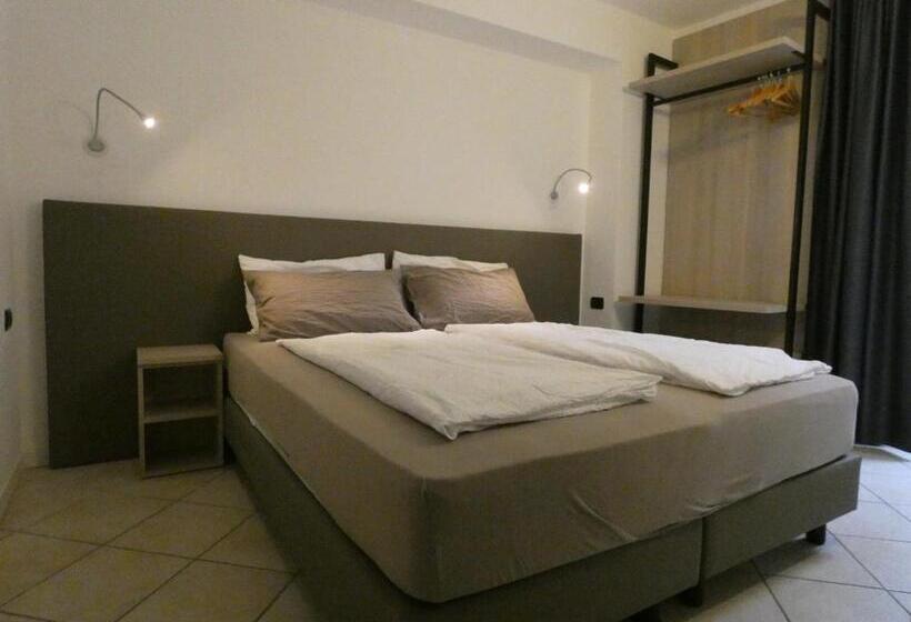 庭の見える１ベッドルームアパートメント, Residence Villa Degli Aranci