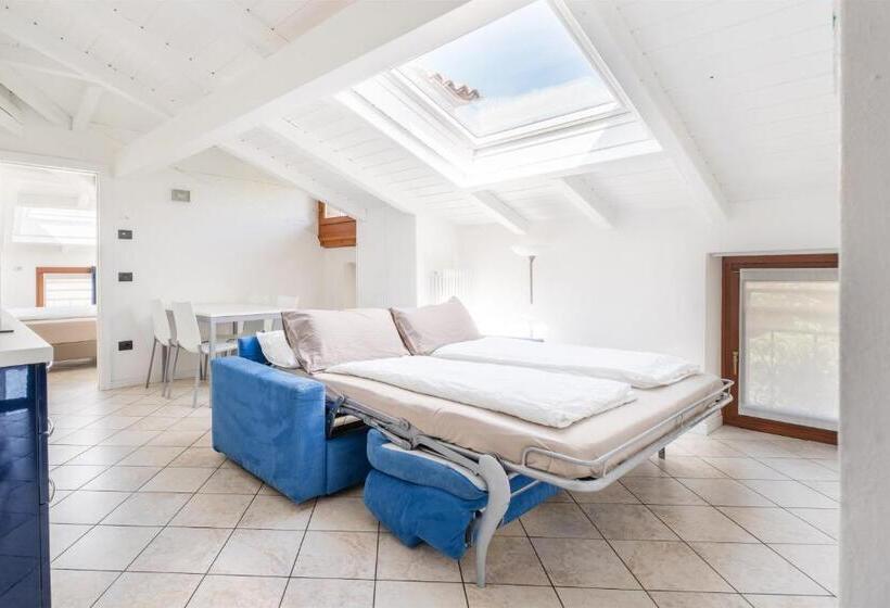 １ベッドルームペントハウスアパート, Residence Villa Degli Aranci