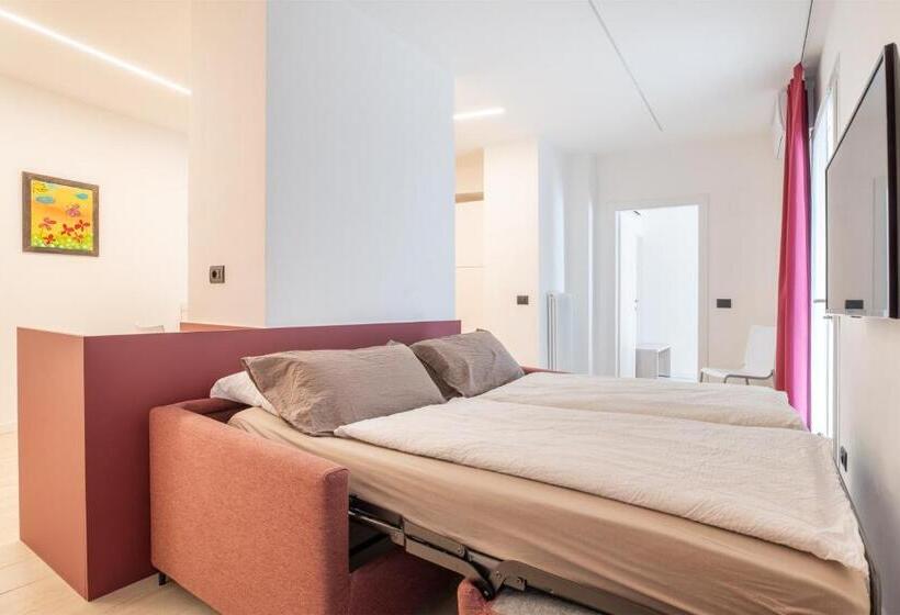 庭の見える１ベッドルームアパートメント, Residence Villa Degli Aranci