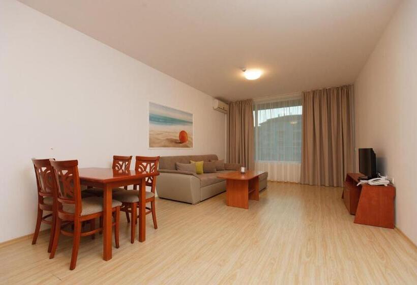 דירת חדר שינה 1 עם נוף לעיר, Silver Beach Apart Complex