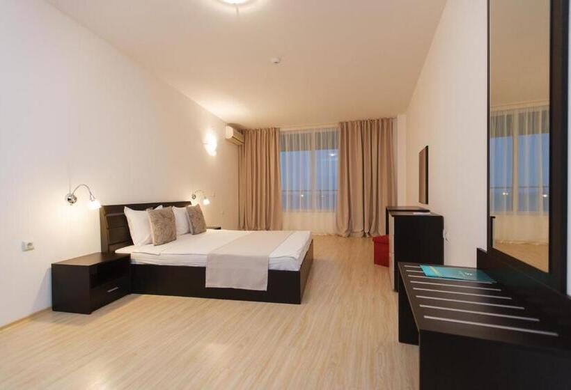 Апартаменты 1 Спальня Вид на Море, Silver Beach Apart Complex
