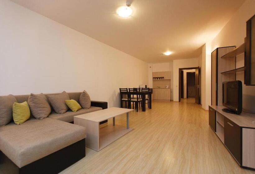 דירת חדר נוף לים, Silver Beach Apart Complex