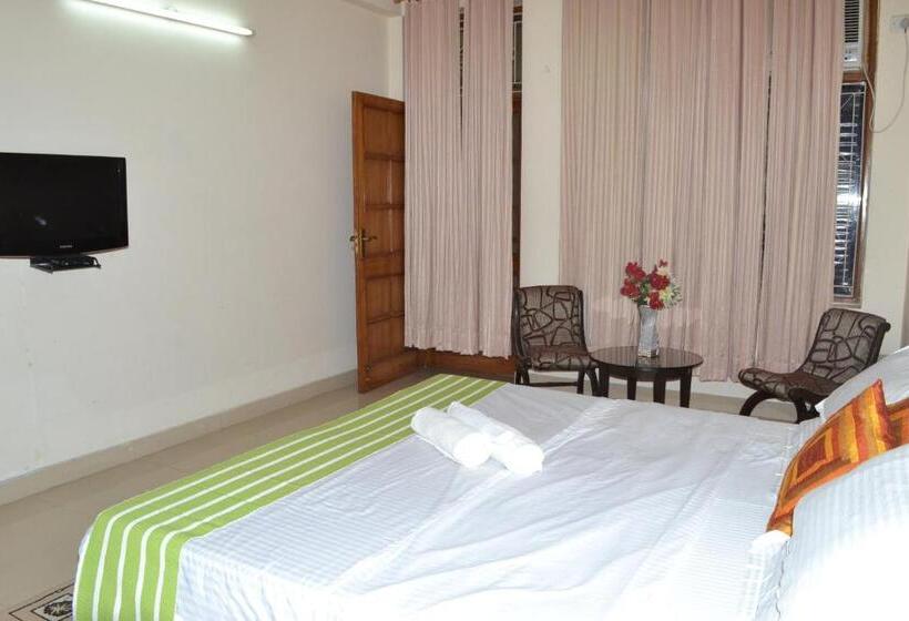 Номер Deluxe, Raj Cottage Ganga Vatika