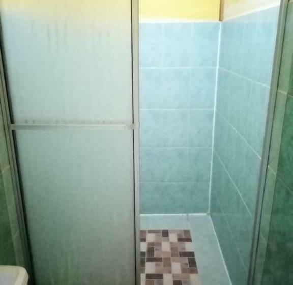 חדר סטנדרט, Cabinas Popular