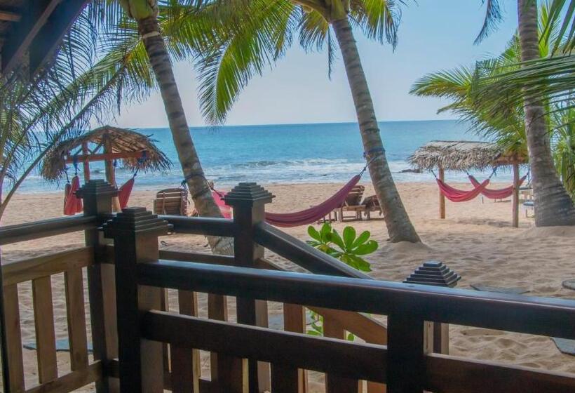 Cabana Deluxe, Ganesh Garden Beach Cabanas