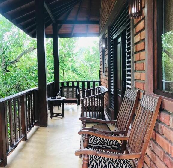 Бунгало Семейное Вид на Море, Ganesh Garden Beach Cabanas