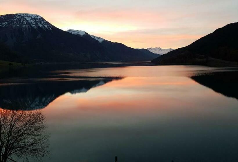 디럭스 스위트, Schloesschen Am See