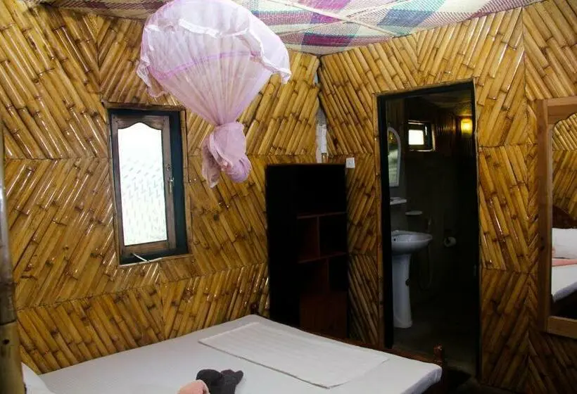 エコノミールーム, Scoop Cabana Kitesurfing