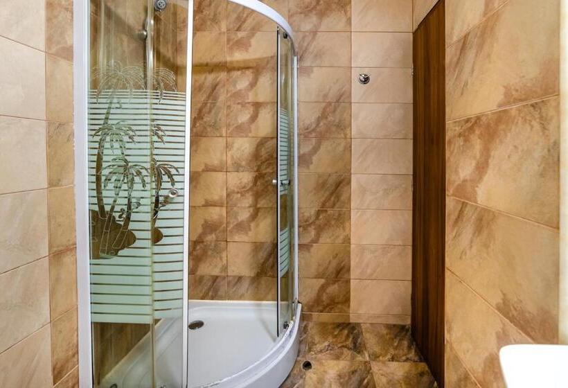 Номер Стандарт Трехместный, Casa Royal Pe Plaja Belona