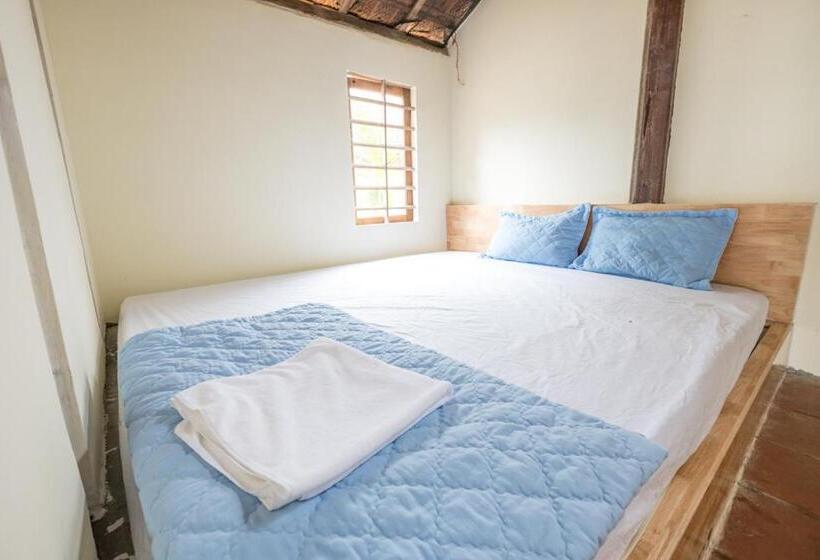 بانگلوی استاندارد با چشم‌انداز دریا, Tam Thanh Natural Beach Resort