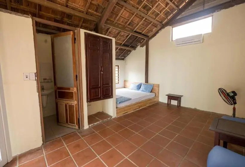 بانگلوی استاندارد با چشم‌انداز دریا, Tam Thanh Natural Beach Resort