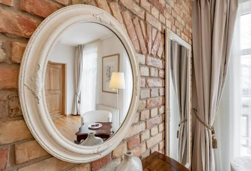 استودیوی لوکس, Vilnius Apartments