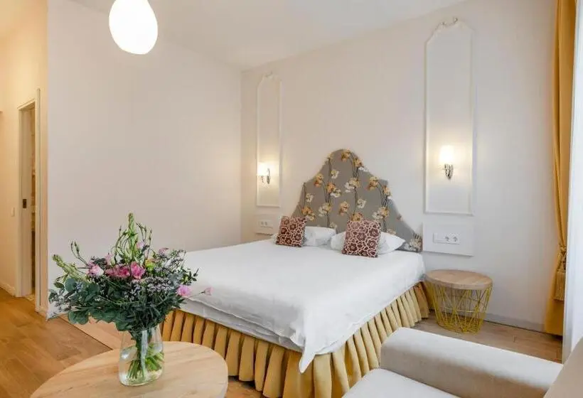اتاق کلاسیک, Vilnius Apartments