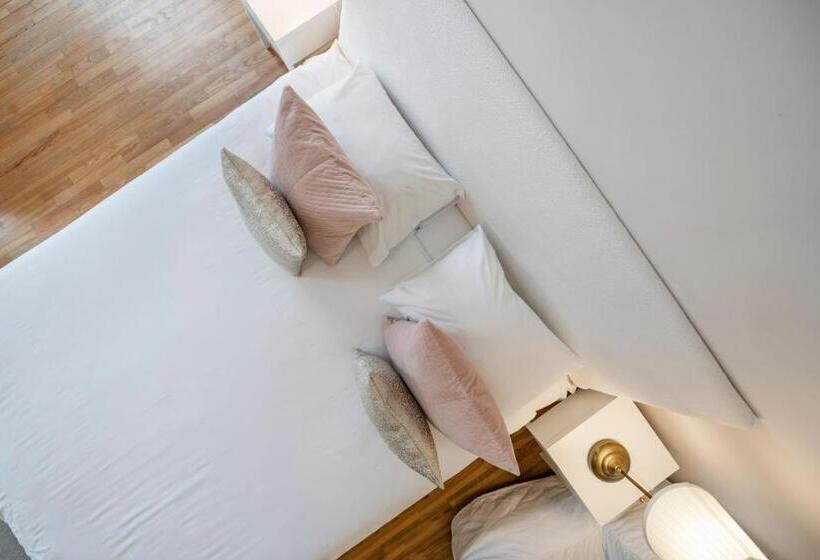 استودیوی لوکس, Vilnius Apartments