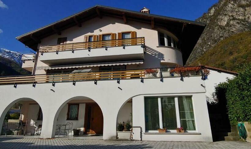 آپارتمان 1 خوابه همکف, B&b Cav Rondinella