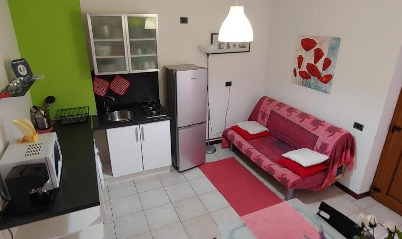 آپارتمان 1 خوابه همکف, B&b Cav Rondinella