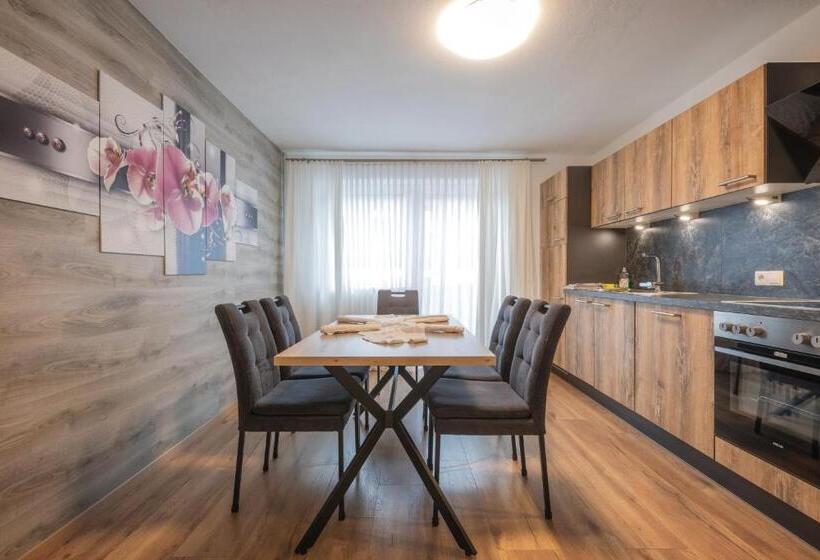 آپارتمان 1 خوابه با چشمانداز باغ, Pension Steinadler