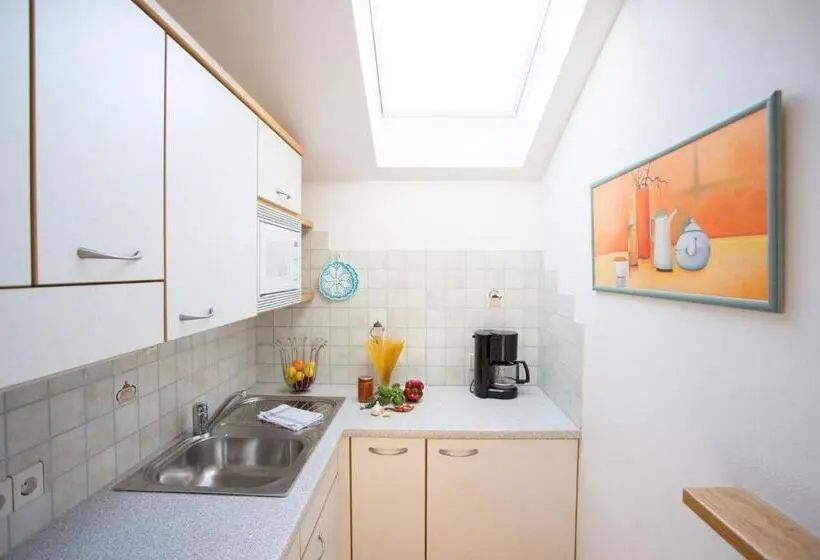 1 Bedroom Apartment City View, Garni Pluner