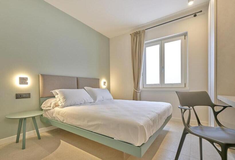 デラックスルーム, Piccolo