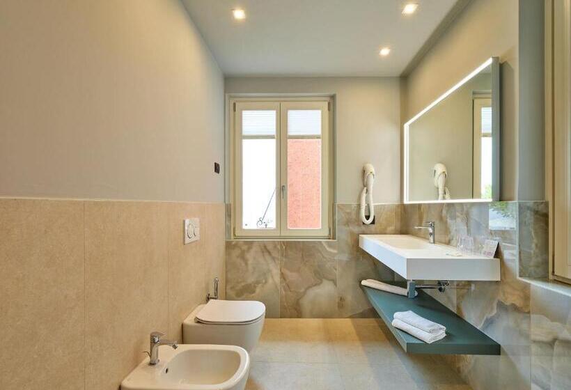 デラックスルーム, Piccolo