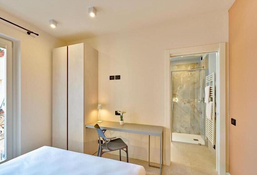 デラックスルーム, Piccolo