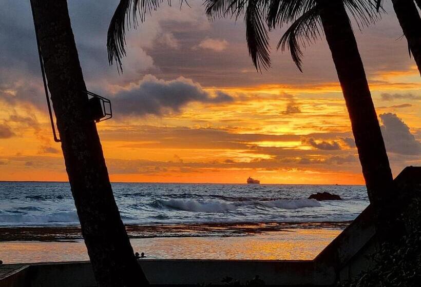 Standardzimmer Kingsize Bett, Rockside Cabanas