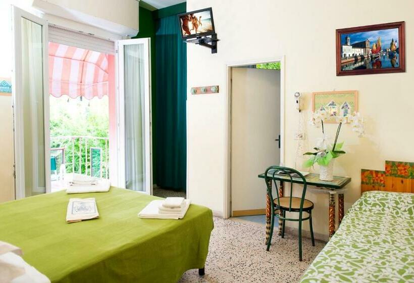 חדר סטנדרט לשלושה, Villa Rosa