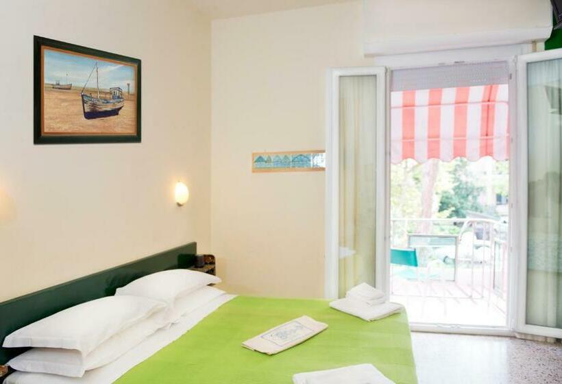 חדר סטנדרט לארבעה, Villa Rosa