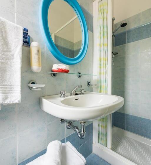 חדר סטנדרט לשלושה, Villa Rosa