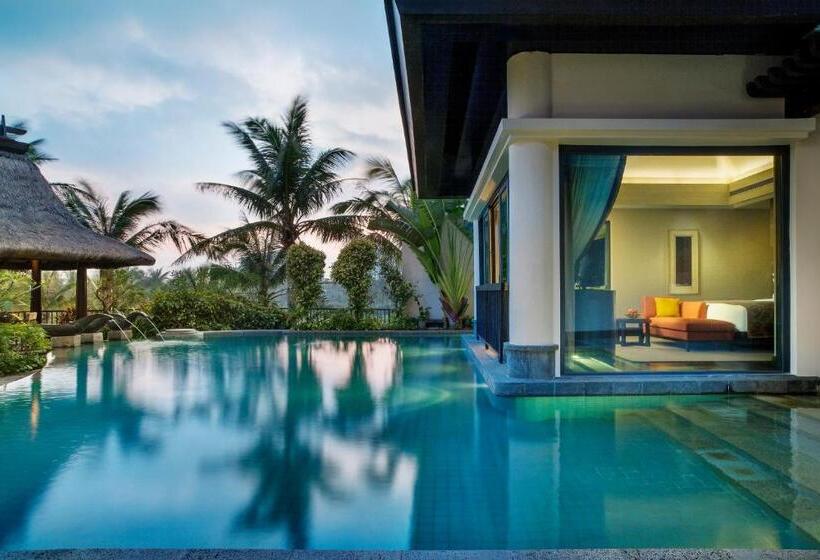 Вилла с 1 спальней и бассейном, Raffles Hainan Clear Water Bay