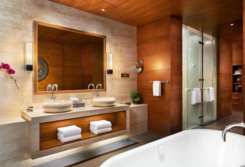 Люкс с Бассейном, Raffles Hainan Clear Water Bay