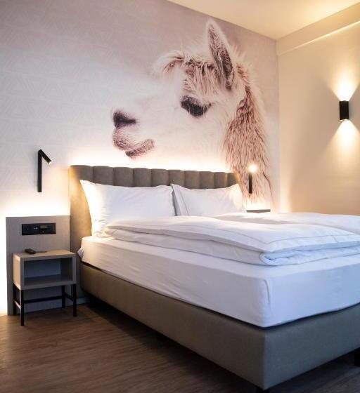 חדר דלוקס, Adaastra Boutique