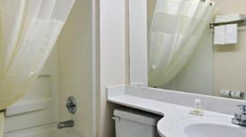 جناح, Arya Inn & Suites