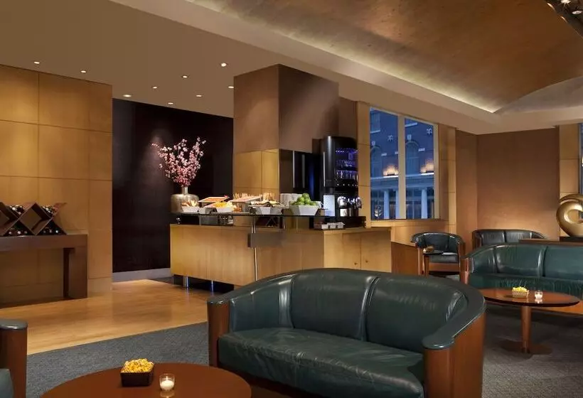 Executive-huone, Millennium Premier New York Times Square