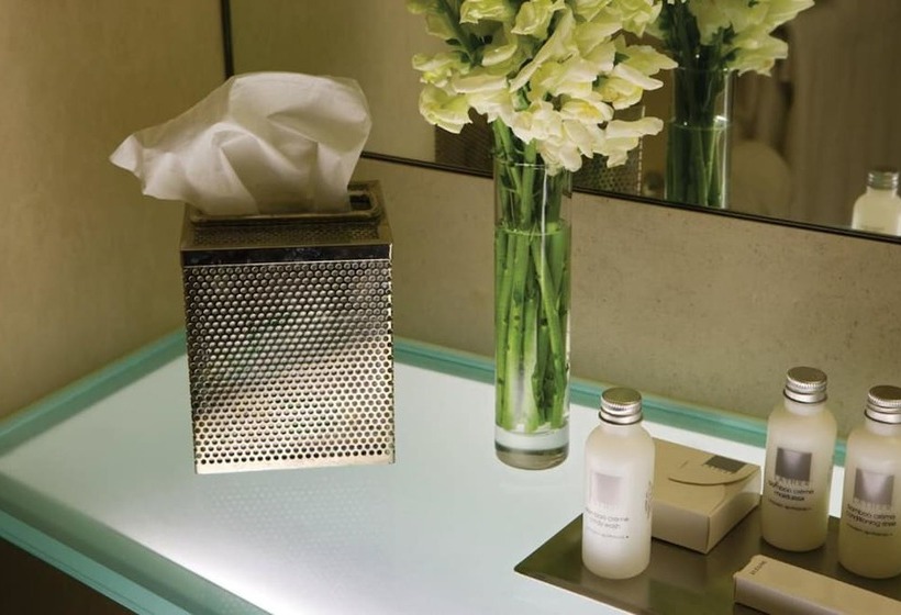 غرفة ديلوكس, Millennium Premier New York Times Square