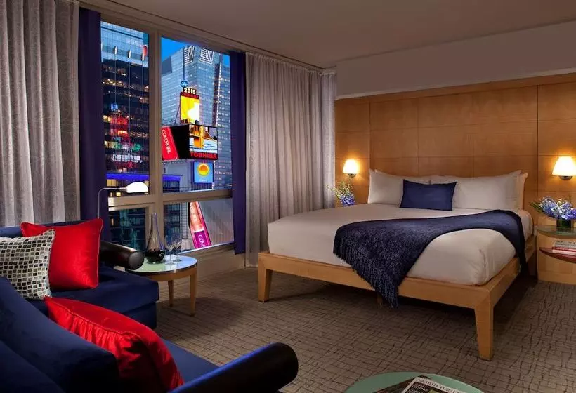 Deluxe-huone, Millennium Premier New York Times Square