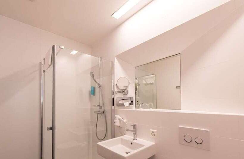 غرفة سوبيريور, Du Nord