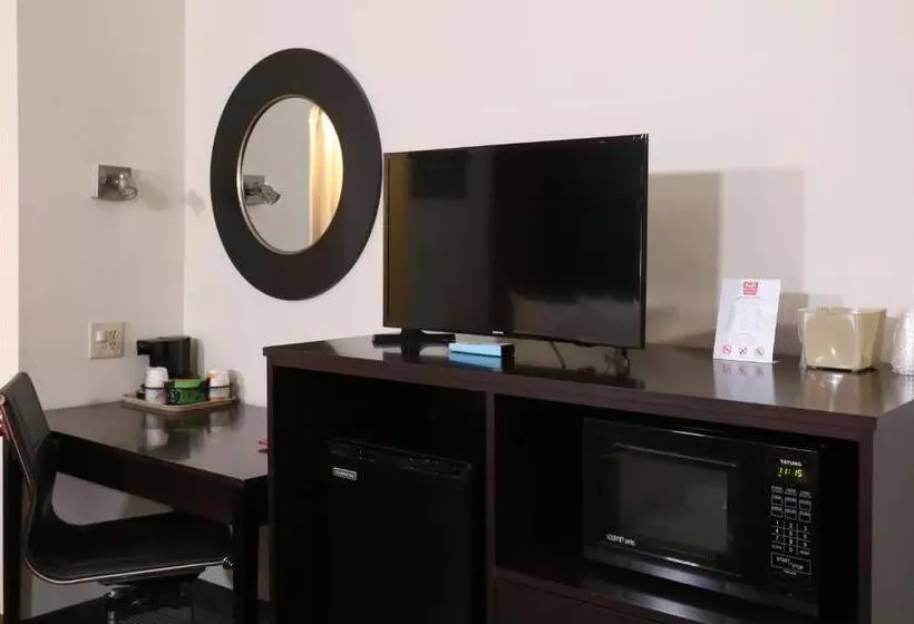 身障者適用スタンダードルーム, Econo Lodge Inn & Suites