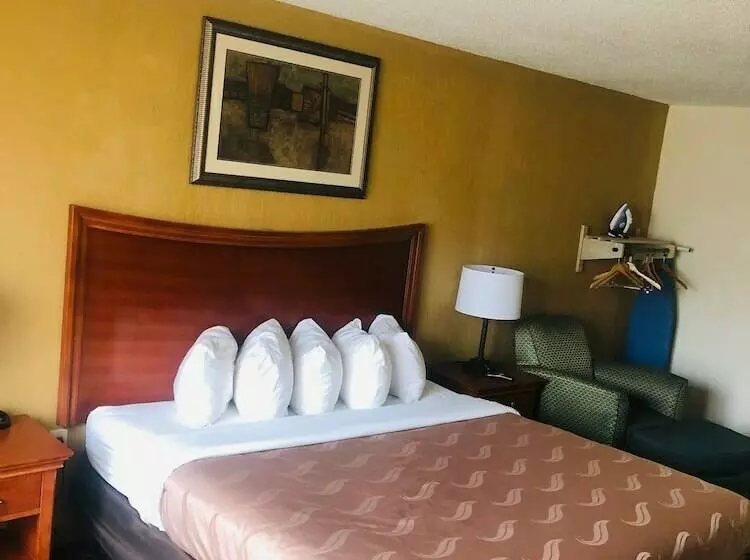 スタンダードルーム, Quail Inn & Suites