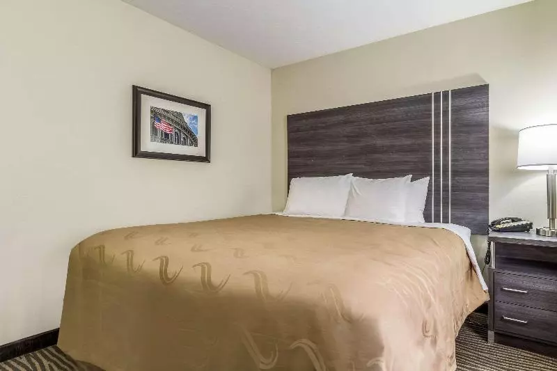 Standard-huone King-vuode, Quality Inn & Suites North Lima  Boardman