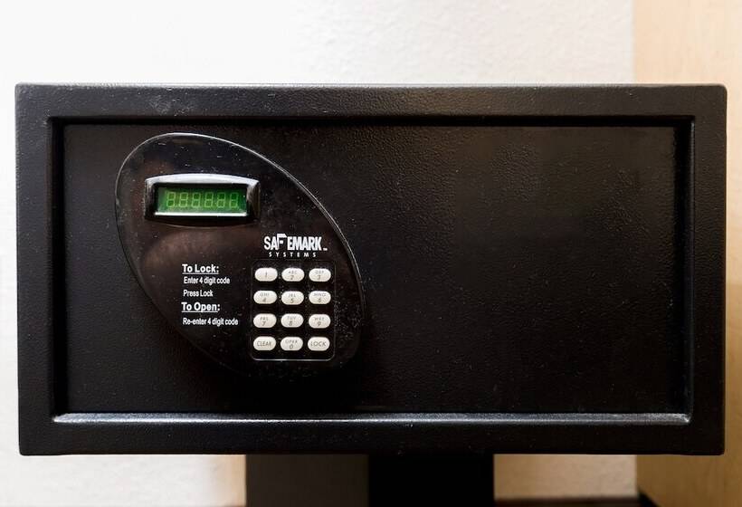 장애인용 디럭스룸, Red Roof Inn Greenville