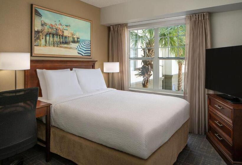 带皇后床的套间, Residence Inn Charleston Riverview