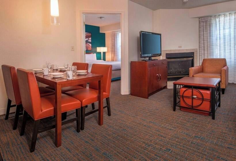 Люкс 2 Спальни, Residence Inn Fairfax Merrifield