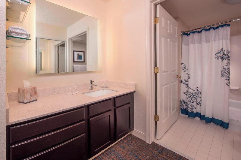 Люкс, Residence Inn Fairfax Merrifield